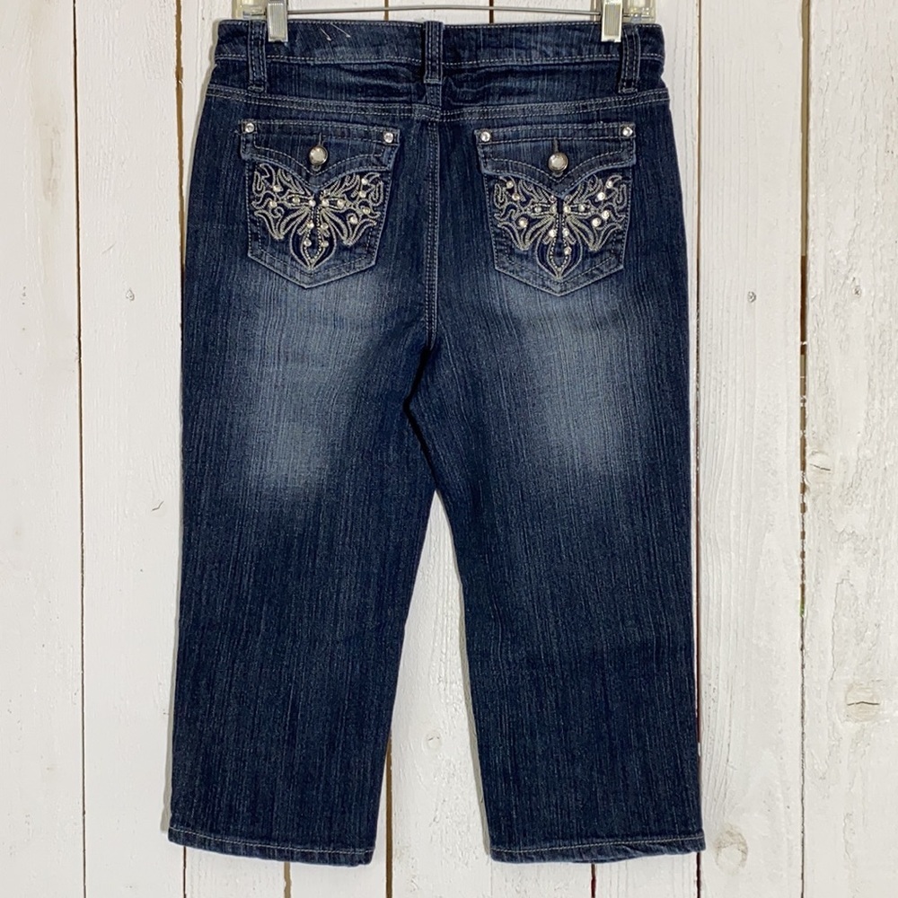 Capri Jeans - Picture 5 of 14